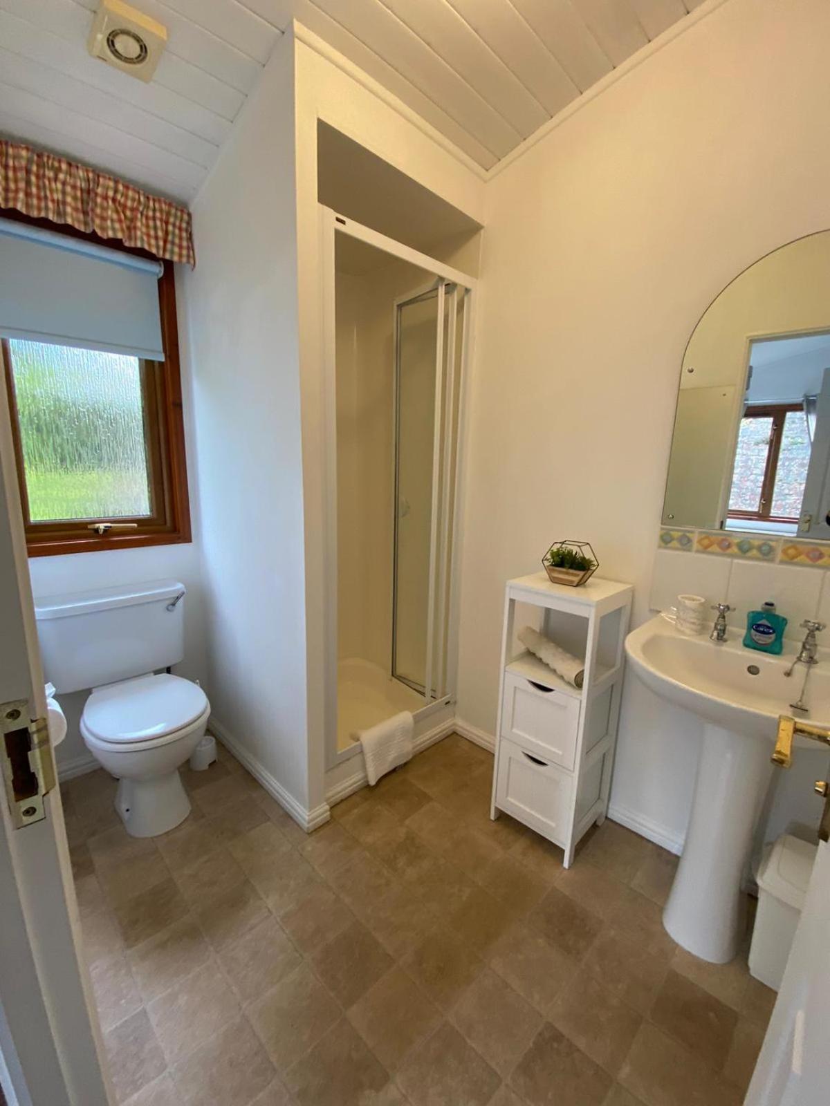Walled Garden Lodges Loch Lomond Balloch Bagian luar foto