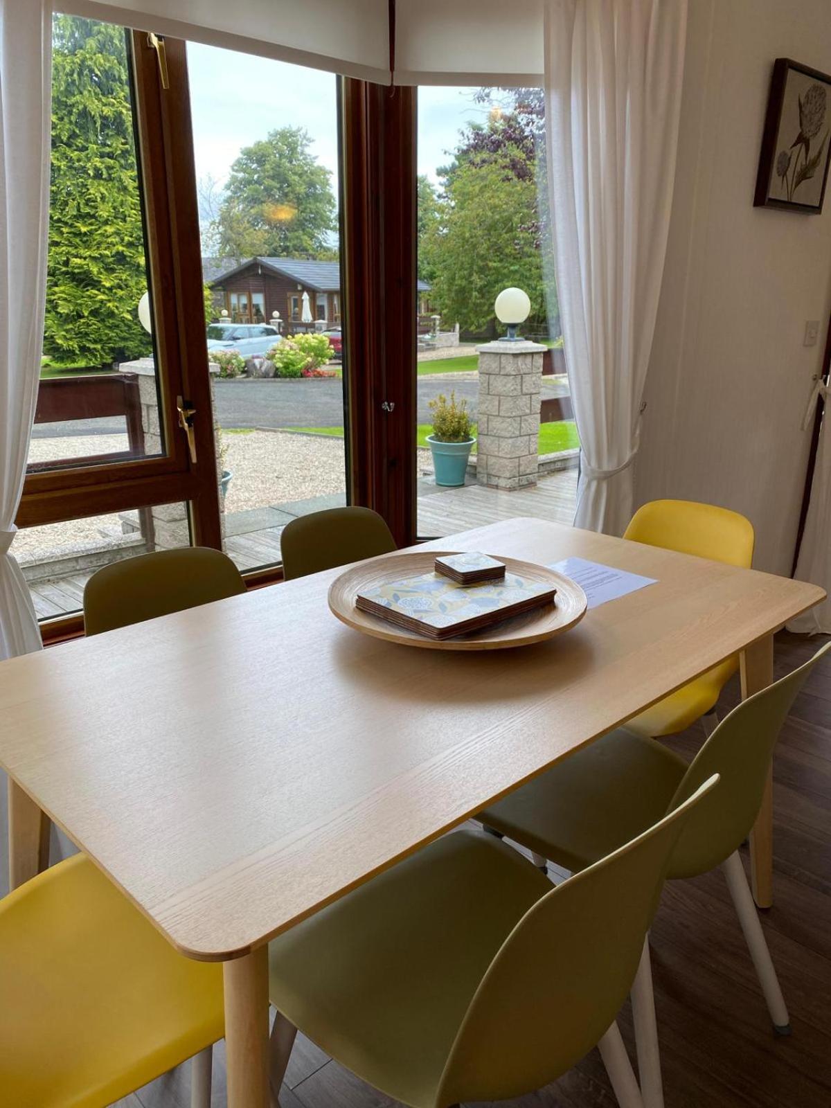 Walled Garden Lodges Loch Lomond Balloch Bagian luar foto