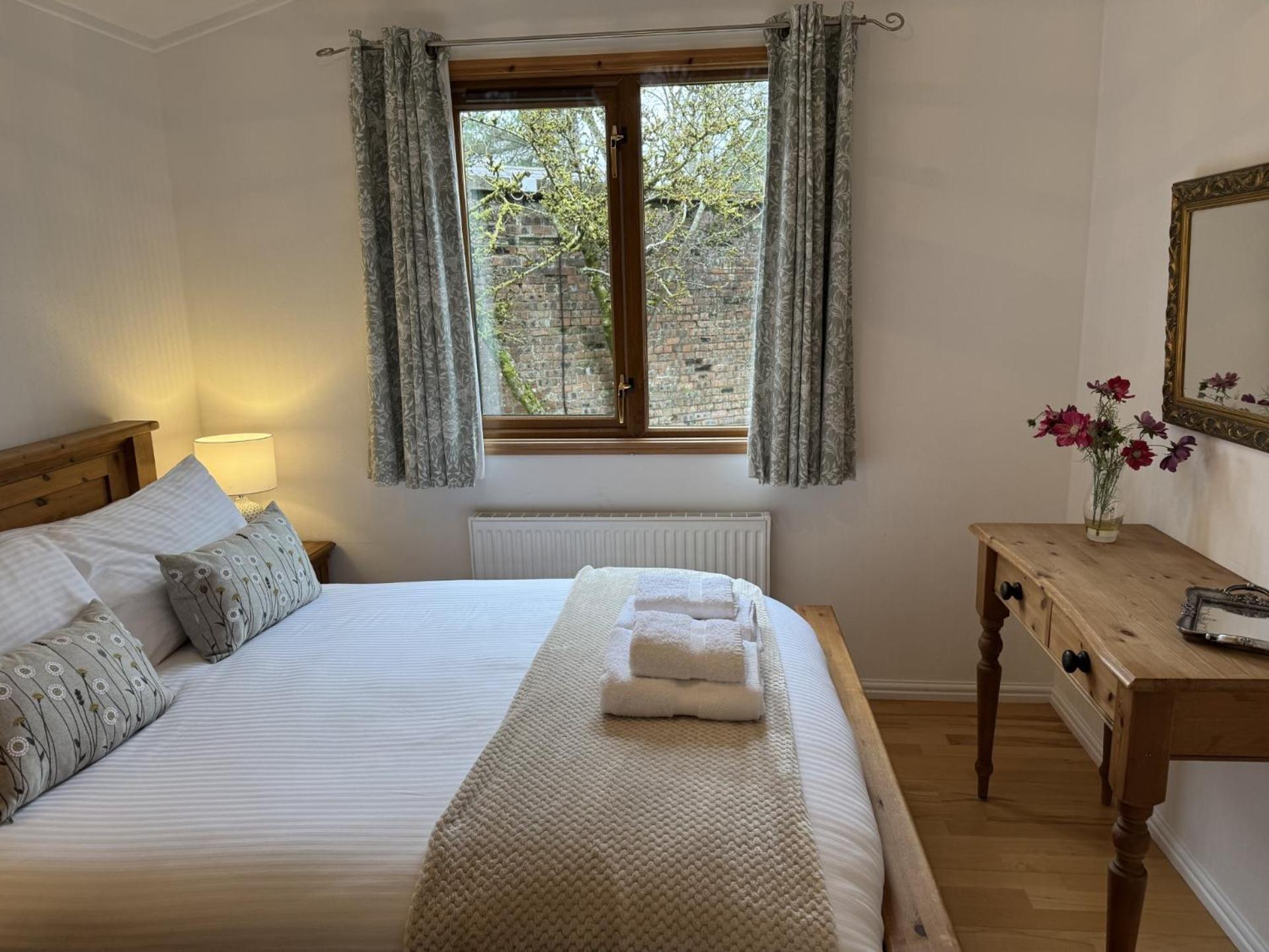 Walled Garden Lodges Loch Lomond Balloch Bagian luar foto